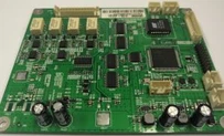 التحكم في تجميع لوحة PCB الإلكترونية